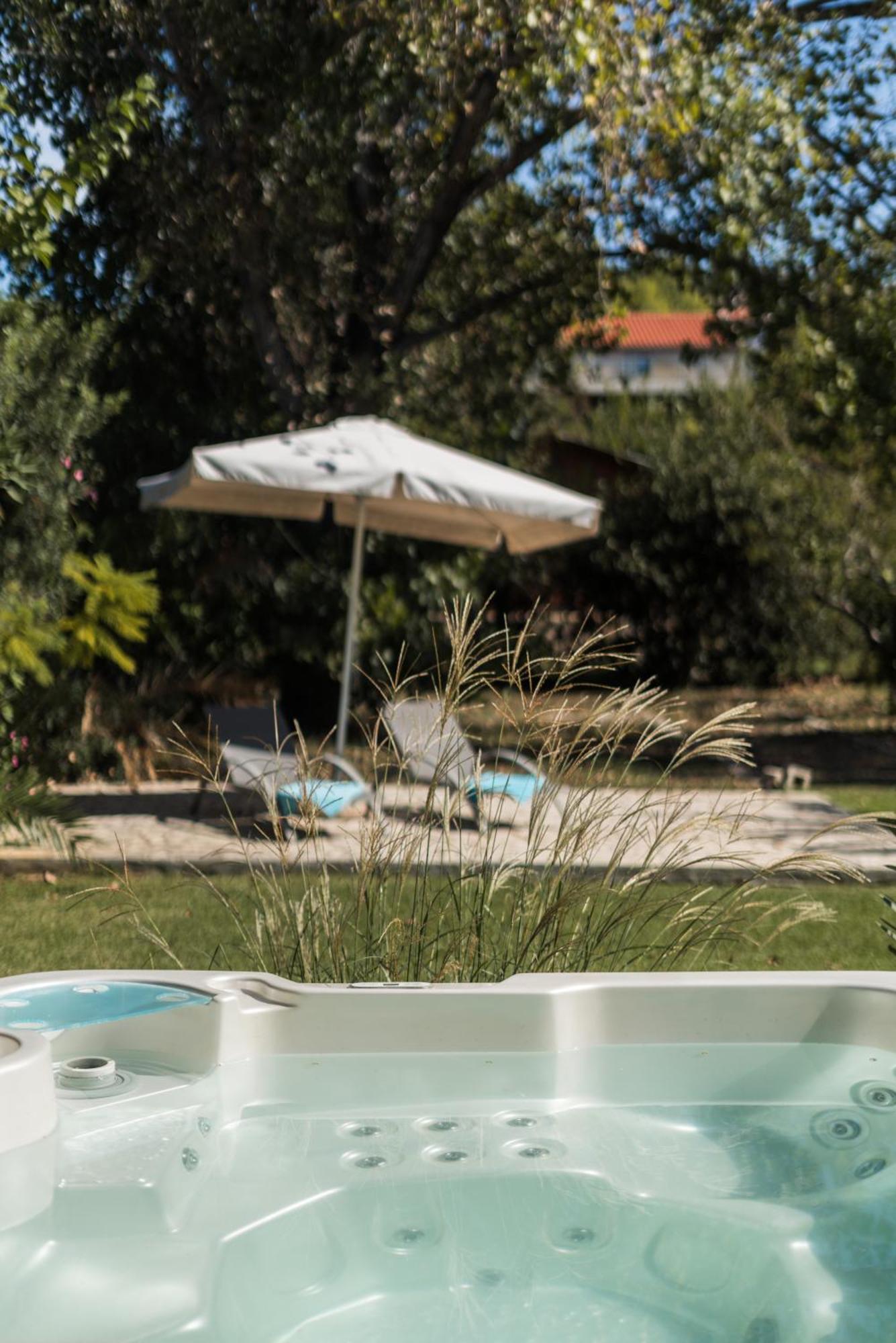 לאסי Klaritz Luxury Suites מראה חיצוני תמונה